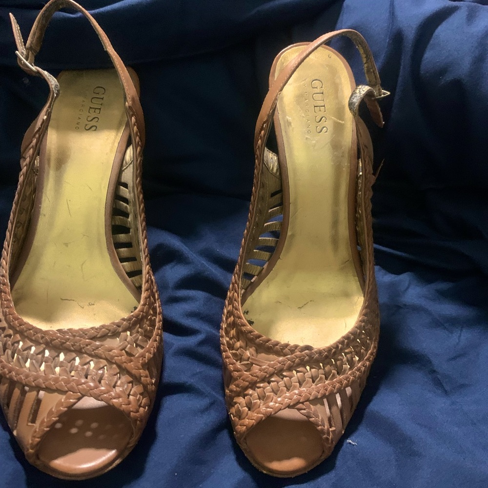 Guess open toe sling back 4” wedge sandals